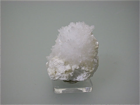 Strontianite on Barite, Rosiclare Level Minerva #1 Mine, Ozark-Mahoning Company, Cave-in-Rock District, S. Illinois, Mined April 1990, Kalaskie Collection #697, Miniature 3.0 x 4.0 x 4.5 cm, $75. Online 1/12.