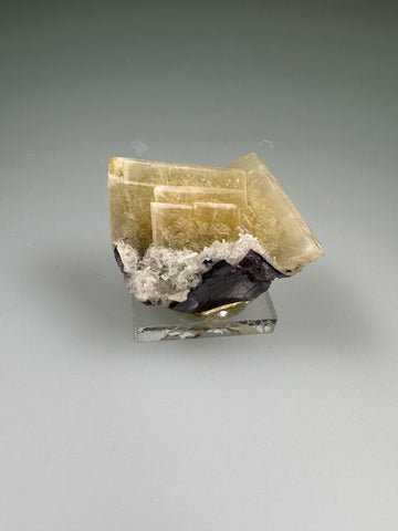 BARITE ON FLUORITE, Rosiclare Level, Main Orebody, Denton Mine, Ozark-Mahoning Company, Harris Creek Subdistrict, Mined 1982, ex. Ryan Smith Collection, Miniature 2.5 x 3 x 3.5 cm, $250. Online July 8.