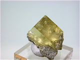 SOLD Fluorite, May's Stone Quarry, Fort Wayne, Indiana, 'Toenail' 2.0 x 2.2 x 2.3 cm, $180. Online 2/27