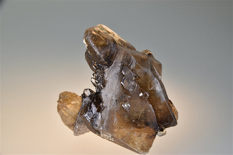 Calcite, attr. Sub-Rosiclare Level attr. Deardorff Mine, Ozark-Mahoning Company, Cave-in-Rock District, Southern Illinois, Mined c. 1960's, Wayne Fowler Collection, Miniature 4.0 x 7.0 x 9.0 cm, $125. Online 8/12