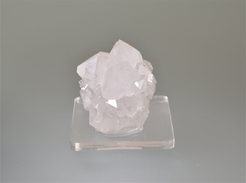 Smithsonite on Quartz, Monte Cristo Mine, Rush District, Marion County, Arkansas, Collected 1967, Dr. H. Perry & Anne Bynum Collection, Miniature 3.0 x 3.7 x 4.5 cm, $22. Online 10/4.